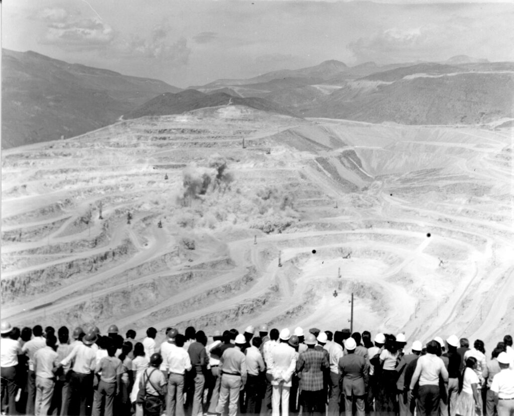 Inauguration of the Cuajone mining complex